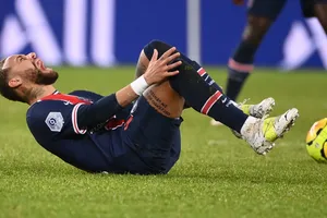 Neymar chấn thương kinh hoàng