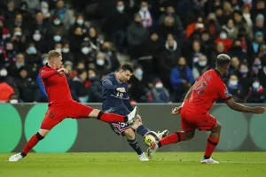 Bóng vàng Messi tịt ngòi, Pochettino bảo vệ trò cưng