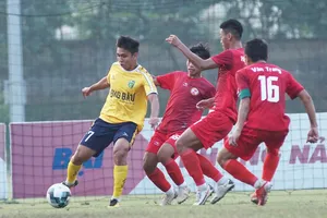 Đại thắng Bến Tre 6-0, Học viện Nutifood JMG nhảy lên nhì bảng 