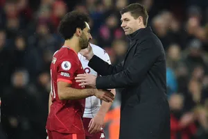 Gerrard trút giận sau trận thua đội bóng cũ Liverpool
