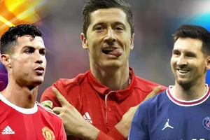 Lewandowski lên tiếng về Messi và Ronaldo