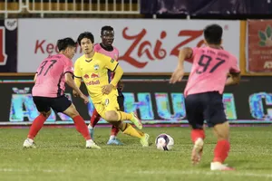 HA Gia Lai đá thế, sao vô địch?