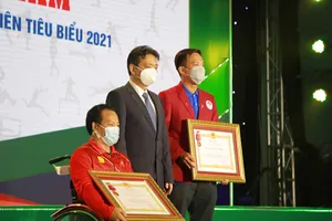 Tặng huân chương cho người hùng Lê Văn Công, ra mắt bài hát SEA Games