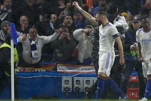 Ancelotti nói lời bất ngờ về học trò cưng Benzema
