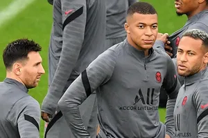 Pochettino lực bất tòng tâm với mớ hỗn độn ở PSG