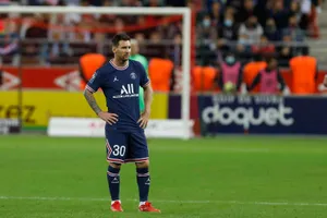 Coi thường người hâm mộ, Messi bị chỉ trích gay gắt