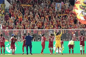 Đừng để các cô gái Việt Nam nuốt nước mắt vào trong 