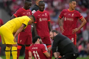 Klopp hú hồn với chấn thương của Salah