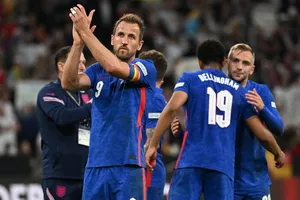 Harry Kane ghi bàn thứ 50 cứu tuyển Anh thoát thua Đức