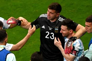Thủ thành Argentina tự tin Messi sẽ giúp họ đăng quang World Cup