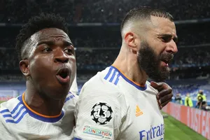 Vinicius thách thức giành Quả bóng vàng với Benzema
