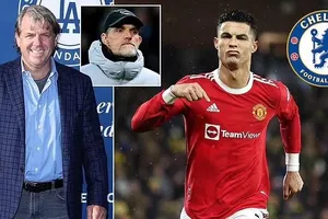 Chủ mới của Chelsea gặp "siêu cò" Mendes bàn về tương lai Ronaldo 