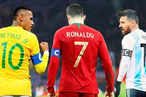 Neymar xuất sắc hơn Messi và Ronaldo