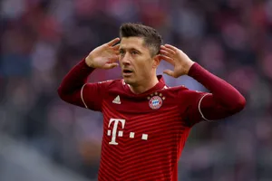Sao Juve đầu quân Bayern và nỗi nhớ Lewandowski