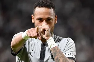 Neymar chỉ trích đồng đội 