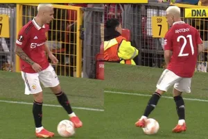 Antony đáp trả những chỉ trích anh là ‘gã hề'