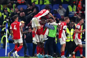 Arsenal sẽ đăng quang Premier League sau 18 năm chờ đợi