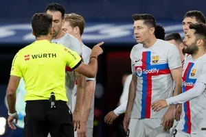 Lewandowski đối diện án phạt nặng