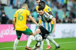 "Cú sút của Messi ngoài sức tưởng tượng của người thường"