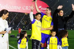 Ronaldo sống với người tình ở Saudi Arabia có phạm luật?