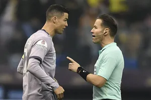 'Ronaldo sẽ khăn gói rời khỏi Al Nassr' 