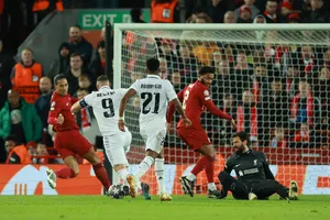 Những con số điên rồ từ trận thắng ngược khó tin của Real Madrid 