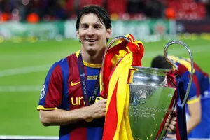 Aguero: Messi về chơi lại cho đội bóng cũ