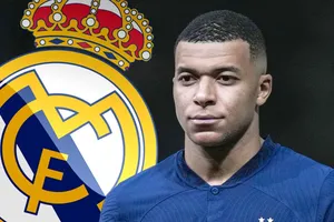 Benzema bị thay thế bởi Mbappe, Goncalo hoặc Richarlison