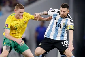 Vé xem Messi và đồng đội thi đấu ở Indonesia bán nhanh kỷ lục