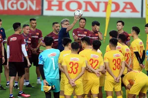 Quang Hải hòa nhập tốt, Công Phượng, Văn Toàn chưa lên tuyển