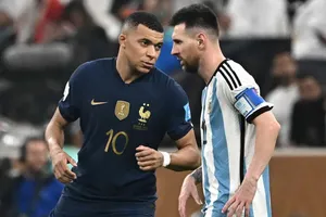 Mbappe gây sốc khi chỉ trích PSG, tầm thường hóa Messi, Ronaldo