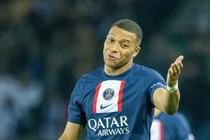 PSG rối loạn vì Mbappe