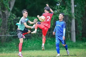 Gay cấn giải ‘phủi’ lớn nhất Việt Nam