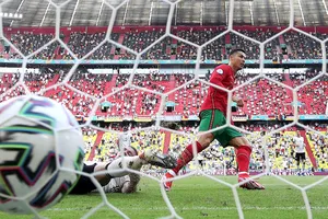 Ronaldo sắp phá kỷ lục của chính mình