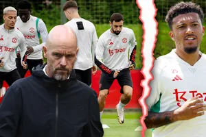 Bị Man United từ chối, Sancho trở lại Dortmund