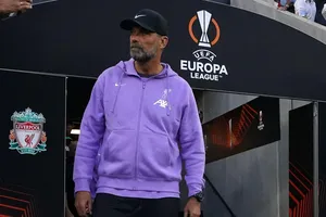 HLV Klopp cảnh báo Liverpool sau khi lập kỷ lục