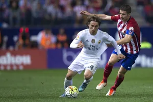 Quả bóng vàng bị chỉ trích sau trận thua đau