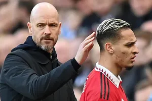 HLV Ten Hag cho phép Antony trở lại, Man United rộng cửa thắng Crystal Palace