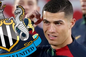 Ronaldo nhận được lời mời khoác áo Newcastle
