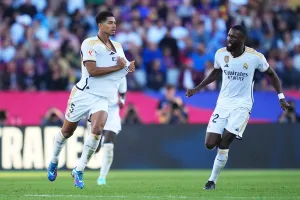 Hành vi xấu xí trong trận Siêu kinh điển