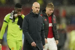 Man United mất kiểm soát