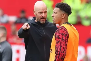 Ten Hag đã đi quá xa trong việc trừng phạt nặng nề Sancho