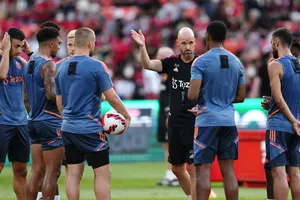 13 cầu thủ nào bị buộc rời khỏi Manchester United?