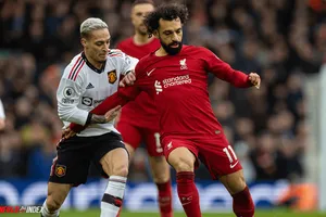 Liverpool đè bẹp Man United