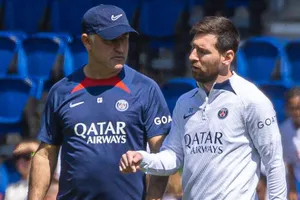 Thầy cũ của Messi trắng án