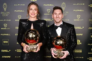 Sốc: Tình tiết mới vụ PSG dàn xếp cho Messi giành Quả bóng vàng