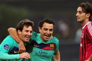 Messi đủ sức thay thế Xavi cầm quân Barcelona