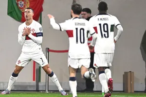 HLV Mourinho nói điều bất ngờ về Ronaldo 