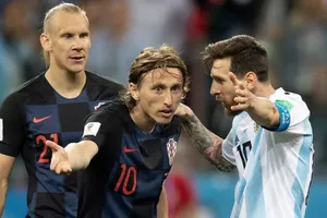 Modric chia tay Real Madrid, gia nhập đội bóng của Messi