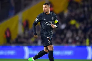 Tranh cãi về việc Mbappe đầu quân cho Real Madrid